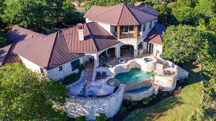 Blue Chip Roofing & Construction Picture 1