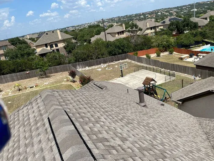 JJ Strong Roofing Picture 8