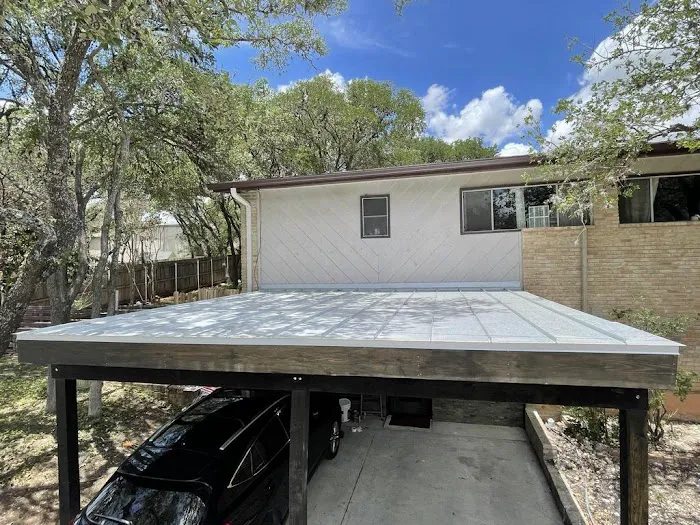 Spartan Roofing & Siding Picture 2