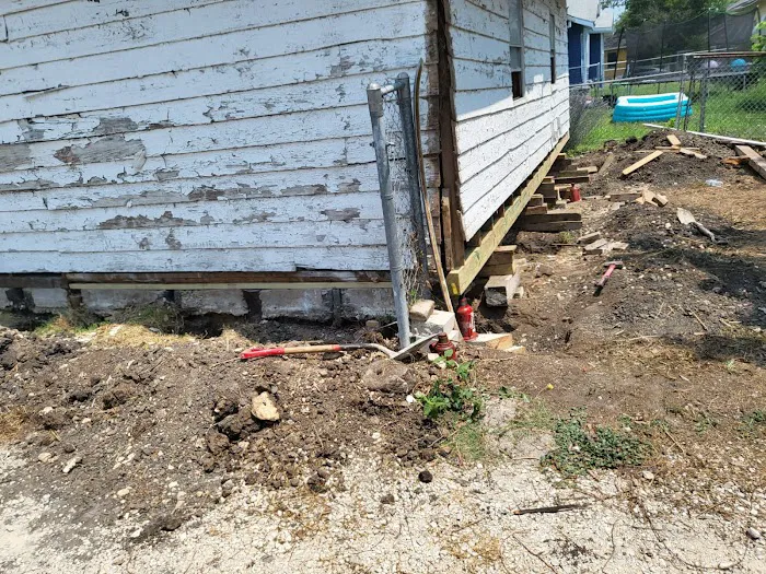 BARRERA HOUSE LEVELING Picture 9