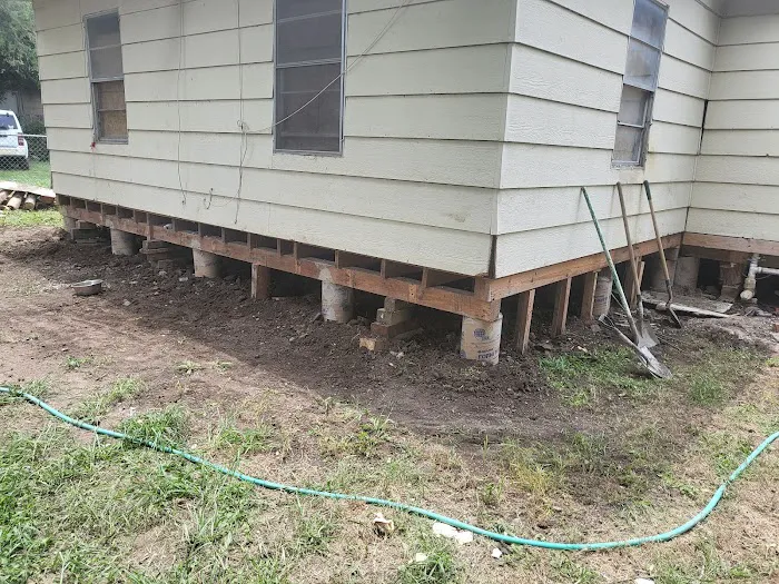 BARRERA HOUSE LEVELING Picture 6