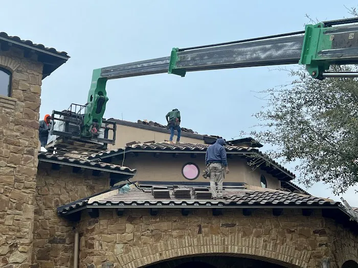 Fast Gorilla Roofing Picture 10