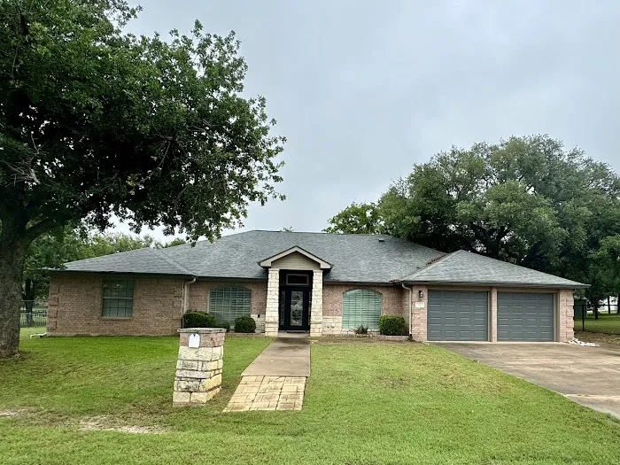 Fast Gorilla Roofing Picture 3