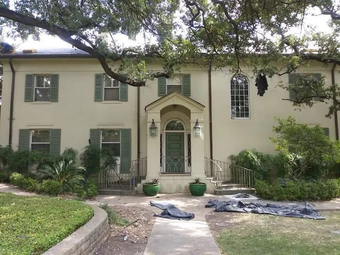 M H Hernandez Roofing Picture 6