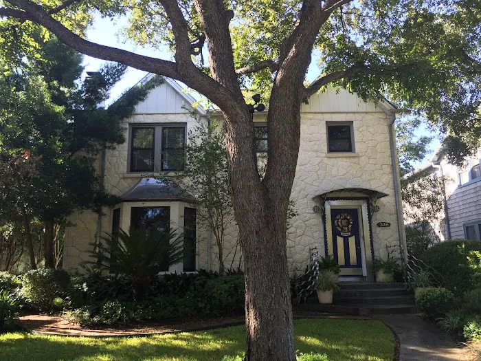 American Roofing and Remodeling Picture 9