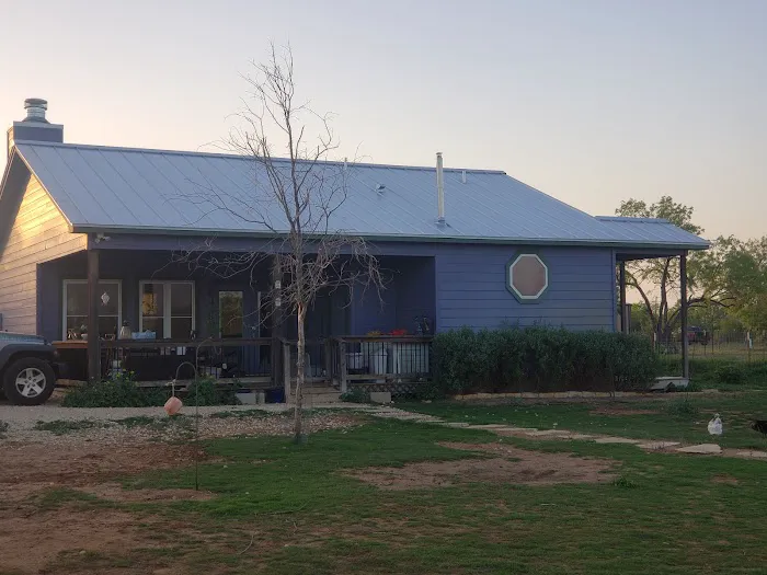 Leo's S & S Roofing Inc. Picture 2