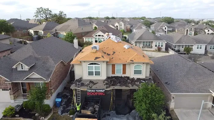 Texas Family Roofing West Picture 2