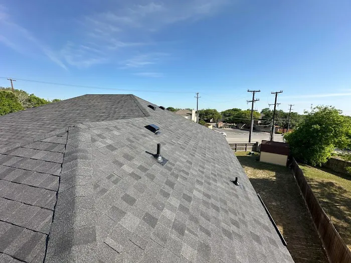 Texas Family Roofing West Picture 10