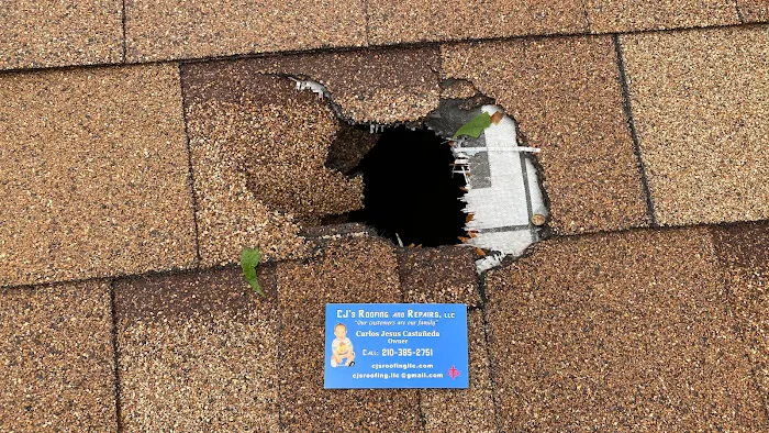 CJ's Roofing, LLC Picture 1