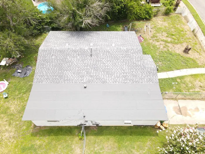 CJ's Roofing, LLC Picture 9