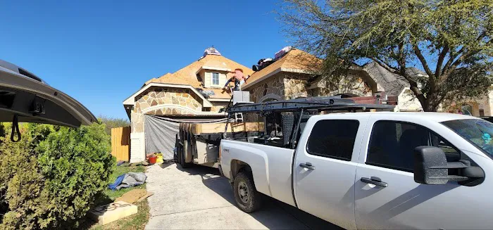 Valor Roofing & Restoration Picture 2