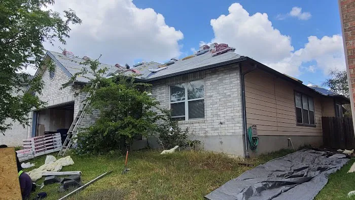 Valor Roofing & Restoration Picture 5