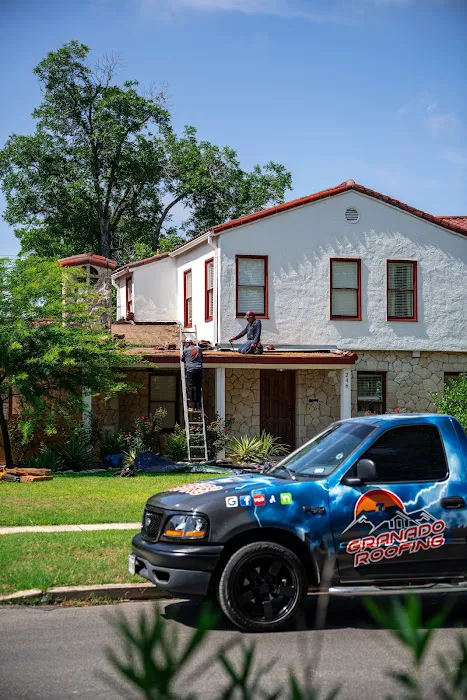 Granado Roofing, LLC Picture 2