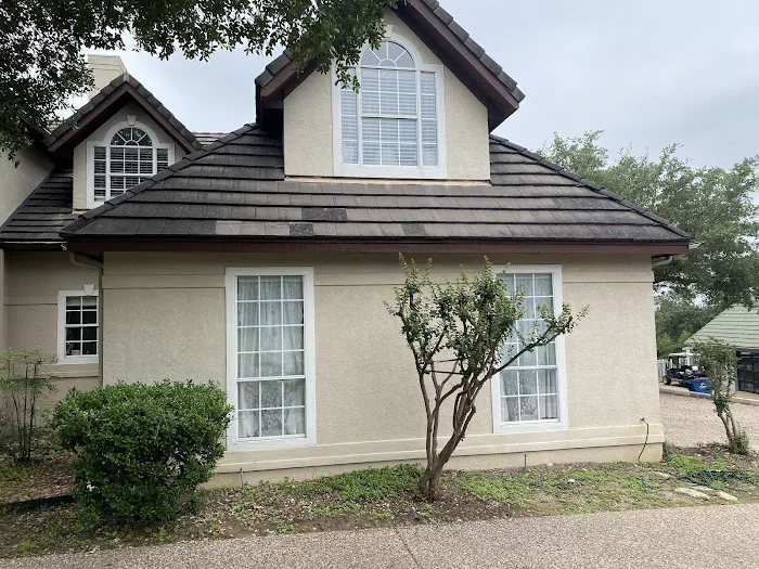 Granado Roofing, LLC Picture 4