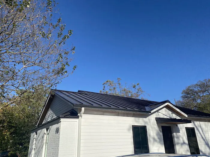 Roland's Roofing Co. Inc. Picture 6