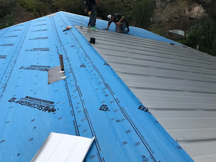 GC Roofing and Construction LLC Picture 10