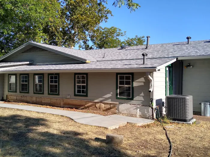 DV Roofing and Remodeling Picture 1