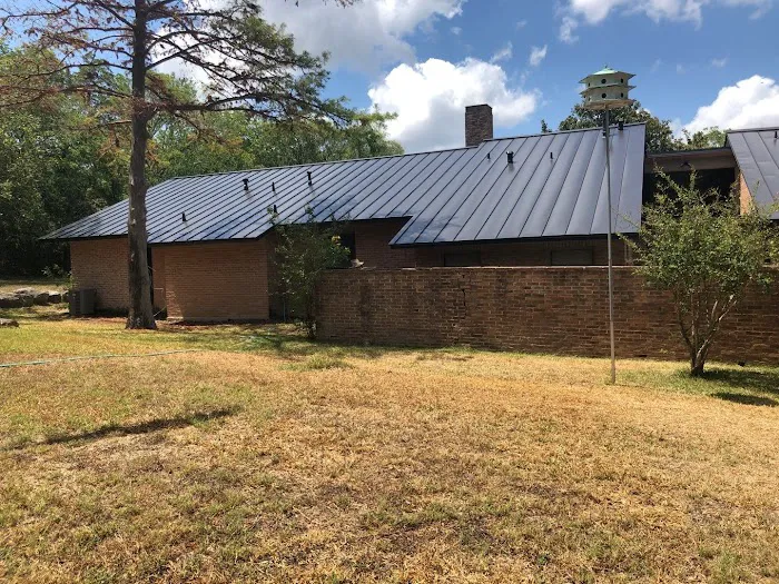 DV Roofing and Remodeling Picture 6