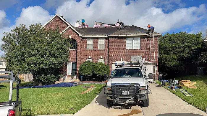 Roesler's Roofing and Remodeling Picture 9