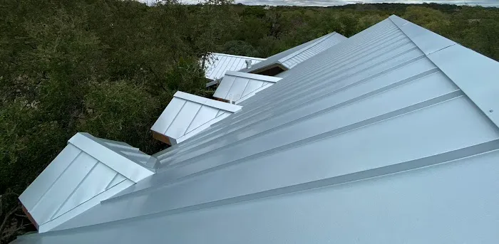 Monarch Roofing and Restoration LLC Picture 2