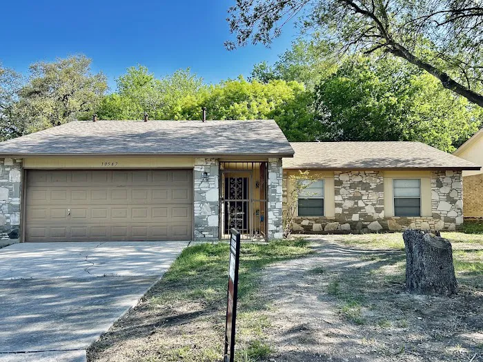 Nestled Roofing Picture 5