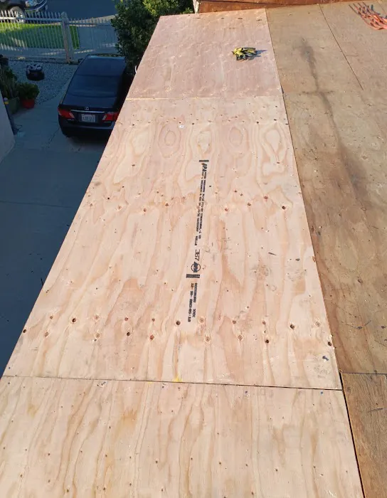 Shingle Guard Roofs. Picture 5