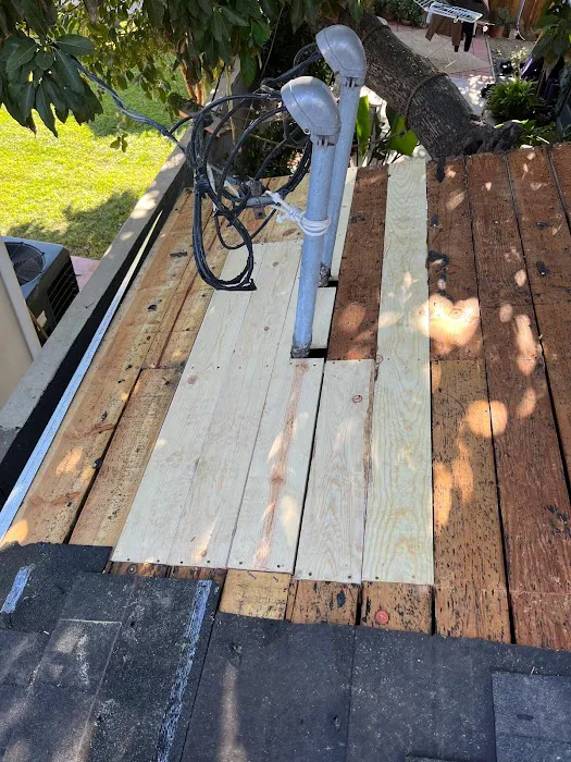 Francisco's Roofing Inc. Picture 9