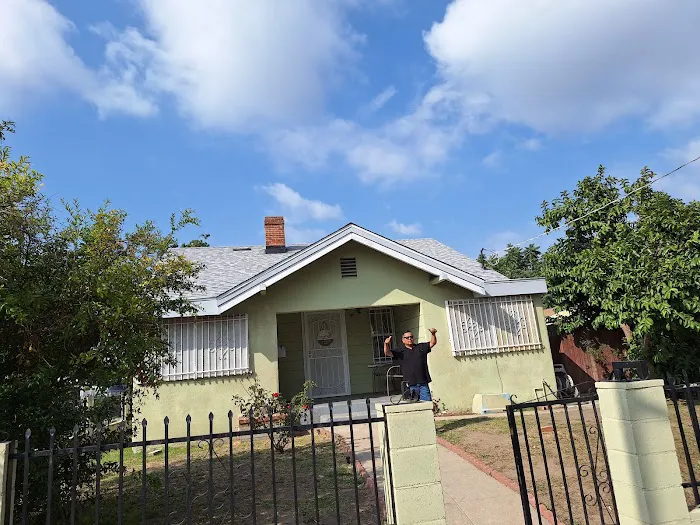 Universal Roofing & Construction Inc. Picture 1