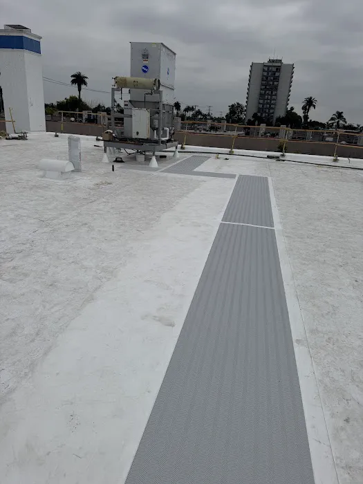 ez roofing Picture 2