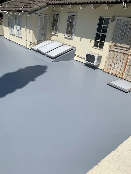 Johnny Roofing Crew Picture 3