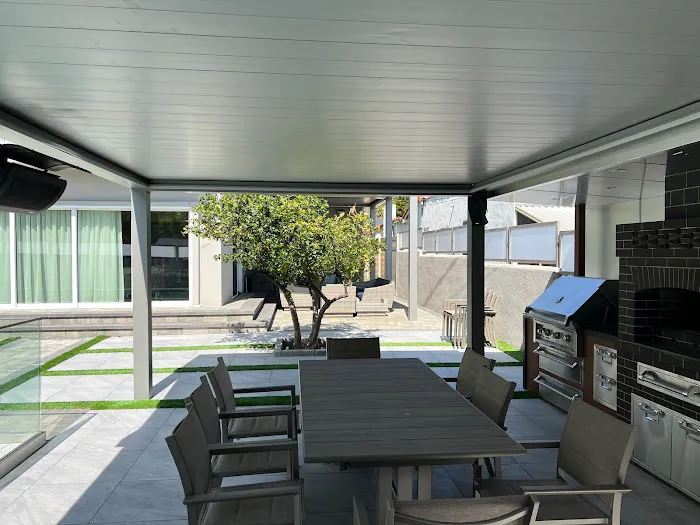 Smart Line LA Picture 1