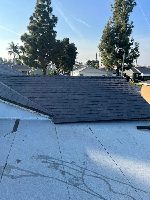 Roofer Montebello Picture 1