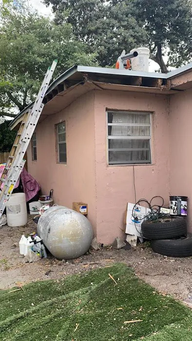 San Marino Intuition Free Evaluation Roof Cleaning Picture 1