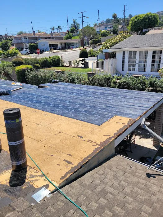 Roofing Hands Renovations inc Picture 9