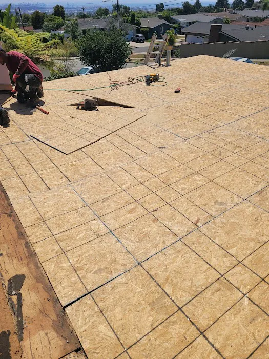 Roofing Hands Renovations inc Picture 10