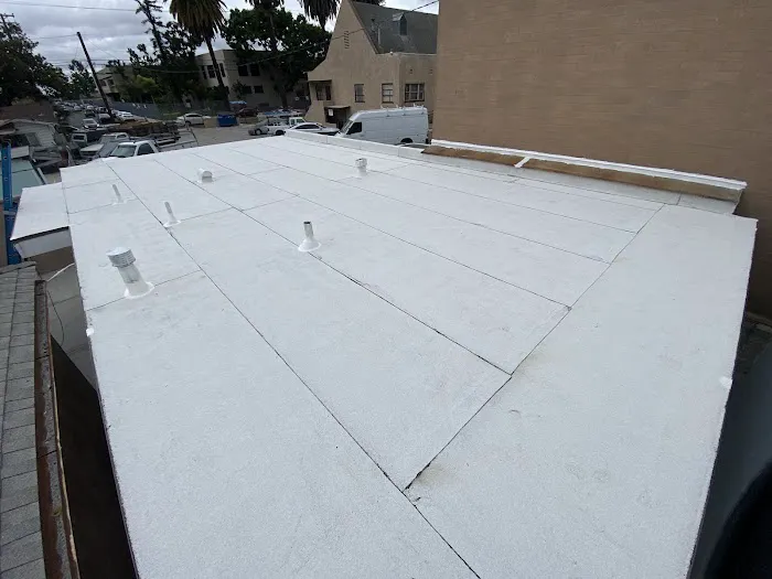 3G Tres Generaciones Roofing Co. Picture 4