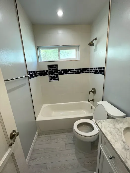 Denali Builders and Roofing Picture 3