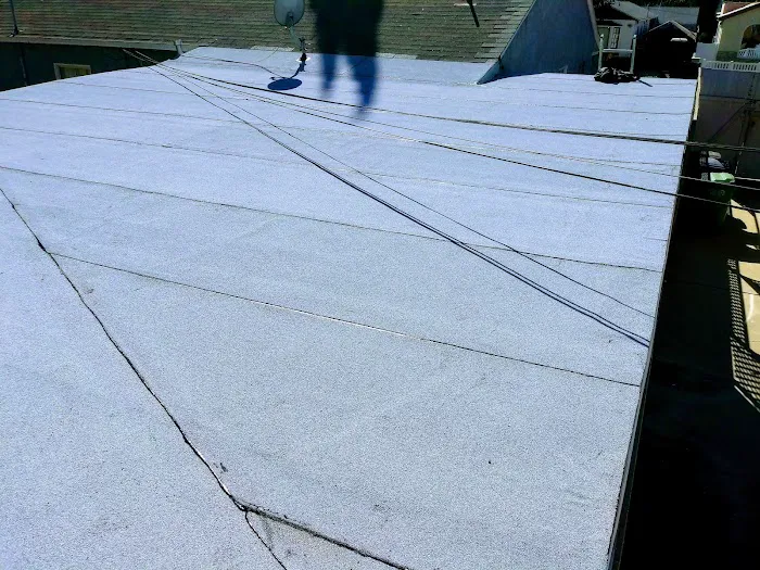 P M Estrada Roofing Picture 1