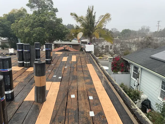 JMT ROOFING INC Picture 1