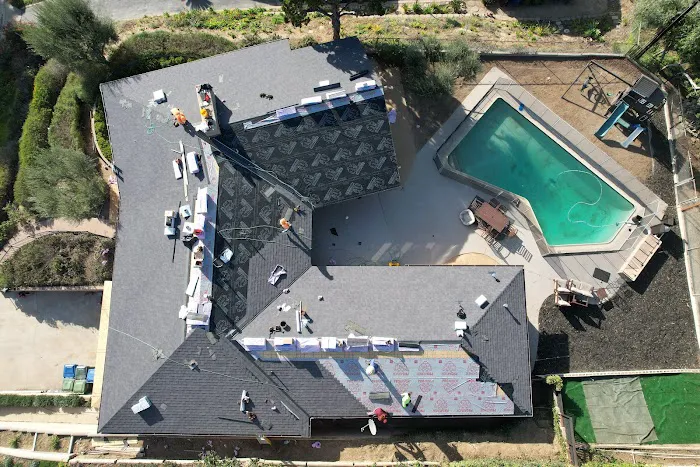 Hernandez Roofers inc Picture 7
