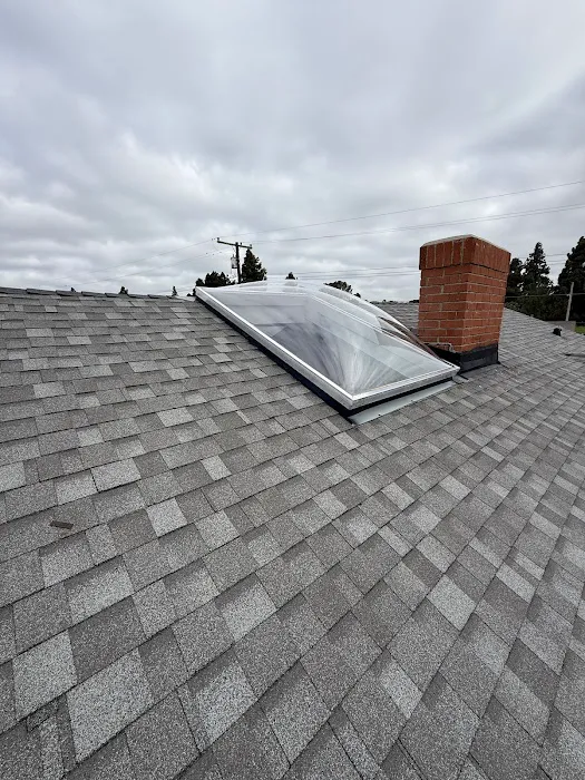 Hillcrest Roofing Inc. Picture 1