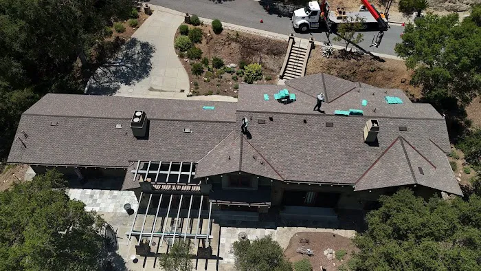 Hillcrest Roofing Inc. Picture 8