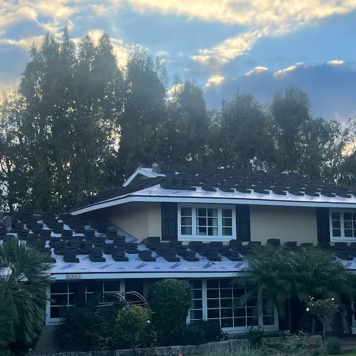 Gentle Giant Roofing Picture 2