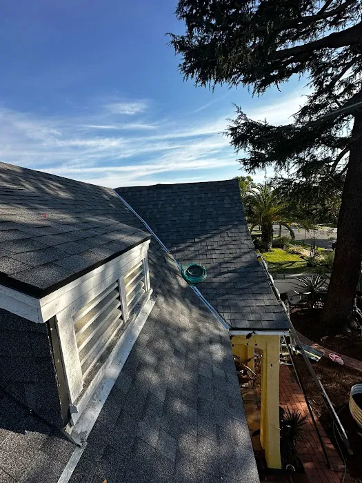 Essential Builders Picture 3