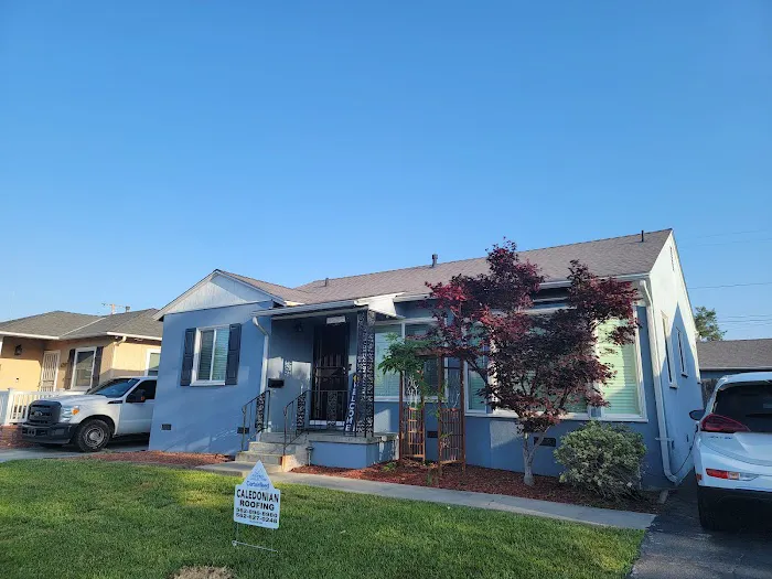 Caledonian Roofing Inc Picture 2