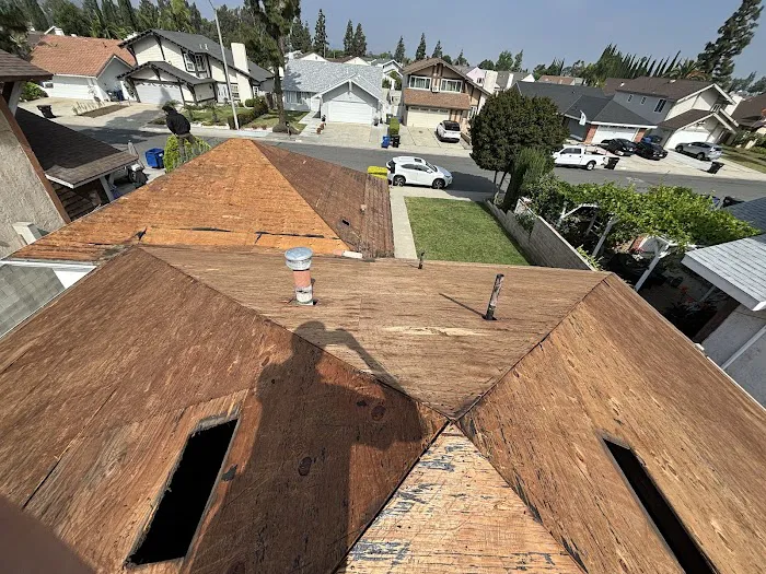 Munoz Roof and Roof Removal Picture 7