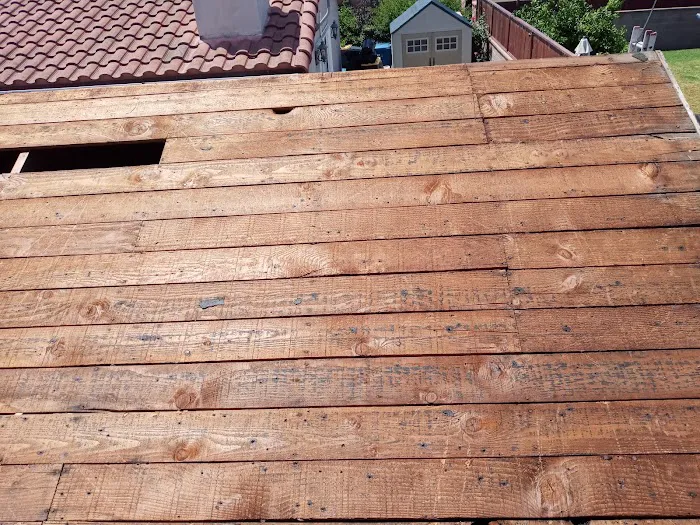 Atomic Roofing Picture 8