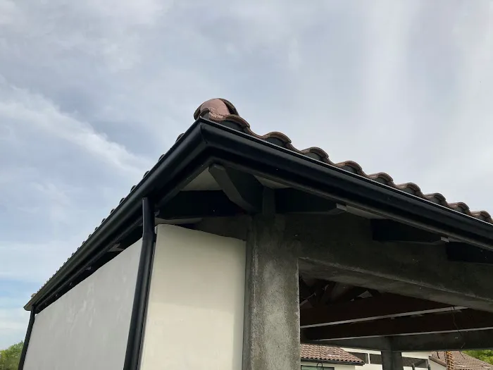 MTZ Roofing & Gutters Picture 8