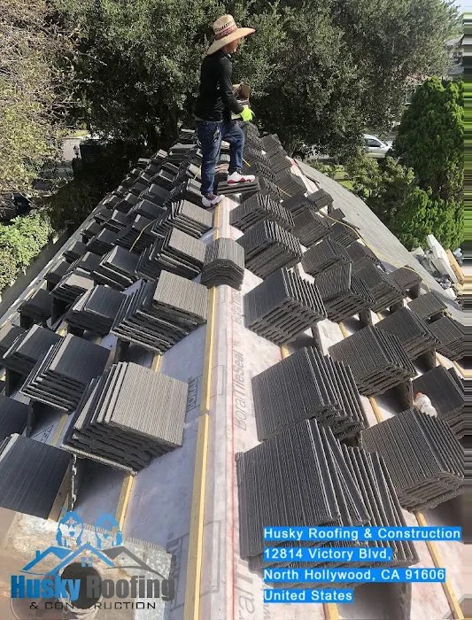 Husky Roofing & Construction Picture 5