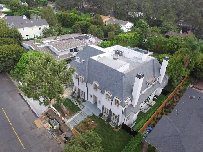 Earl Roofing Inc Picture 1